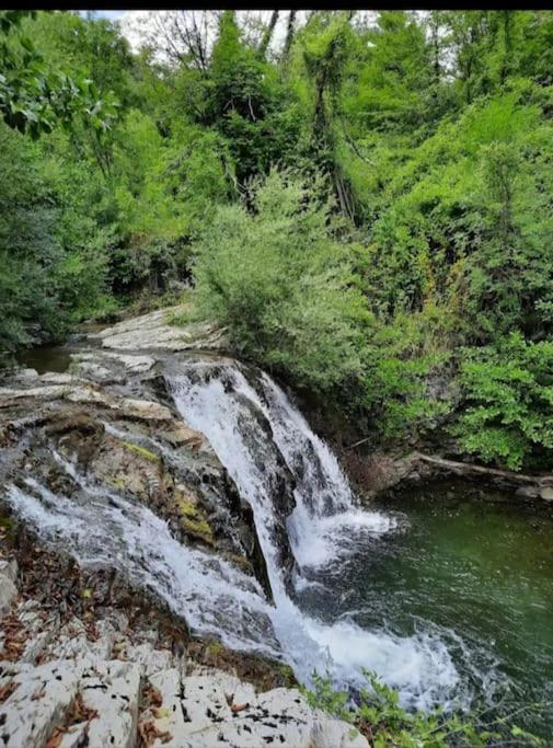 Wayne'S House, A Short Walk To The Waterfalls Bagnone Bagian luar foto