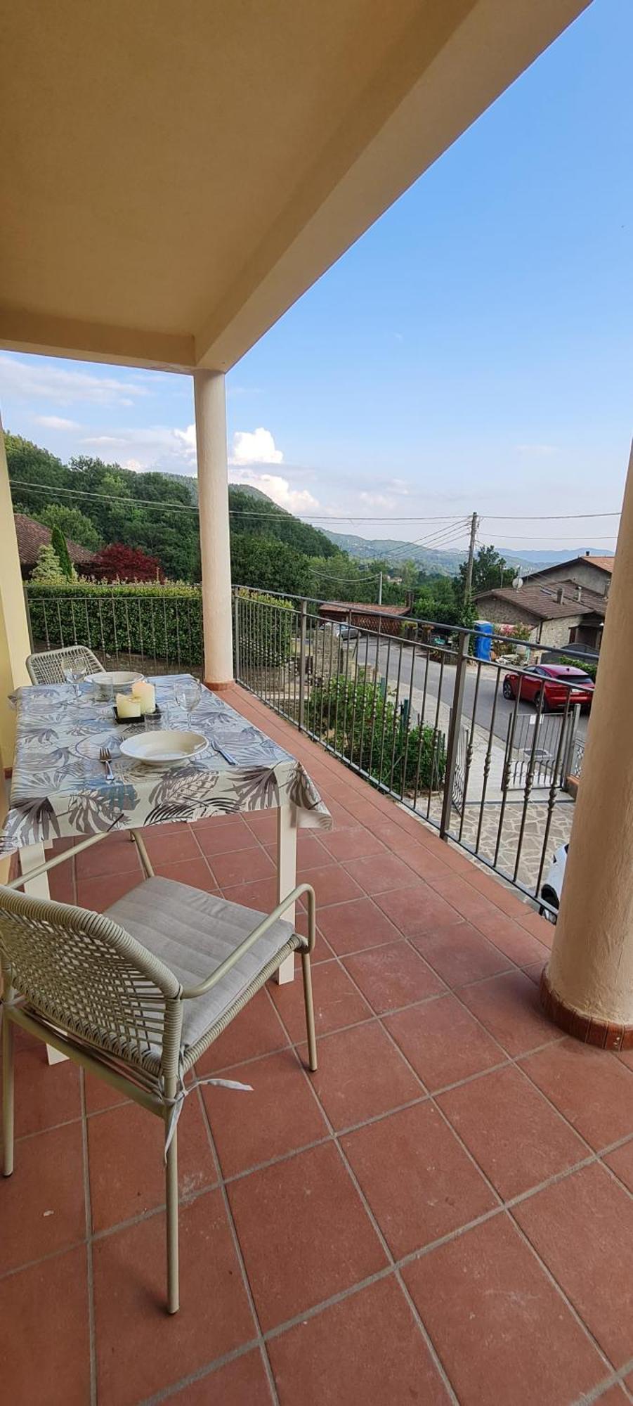 Wayne'S House, A Short Walk To The Waterfalls Bagnone Bagian luar foto